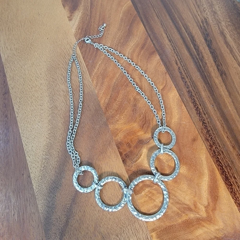 Hammered Metal Rings Silver Tone Statement Necklace Double chain